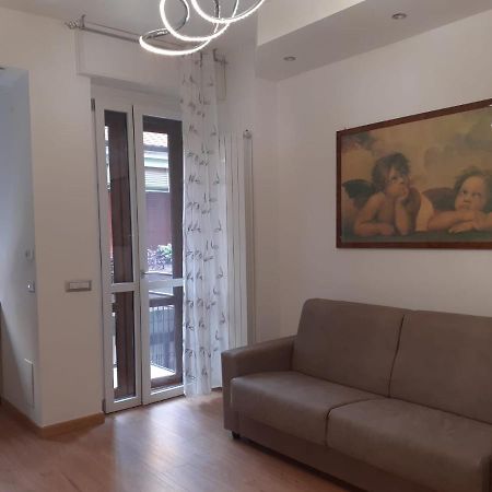 N&Ghomesweethome Raffaelloelegante Appartamento Ideale Casa Vacanze Affari Milan Exterior photo