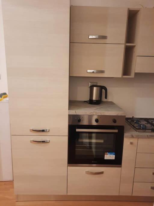 N&Ghomesweethome Raffaelloelegante Appartamento Ideale Casa Vacanze Affari Milan Exterior photo
