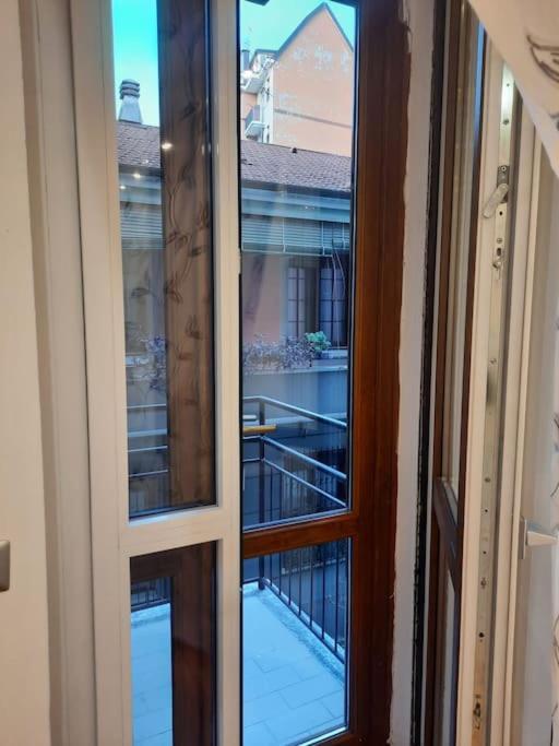 N&Ghomesweethome Raffaelloelegante Appartamento Ideale Casa Vacanze Affari Milan Exterior photo