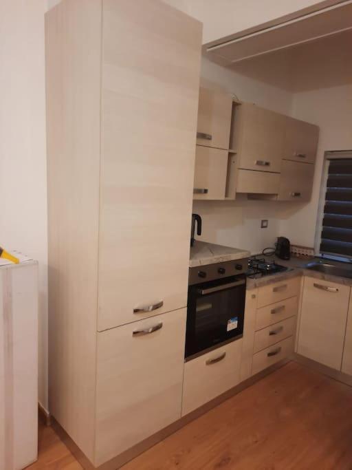 N&Ghomesweethome Raffaelloelegante Appartamento Ideale Casa Vacanze Affari Milan Exterior photo