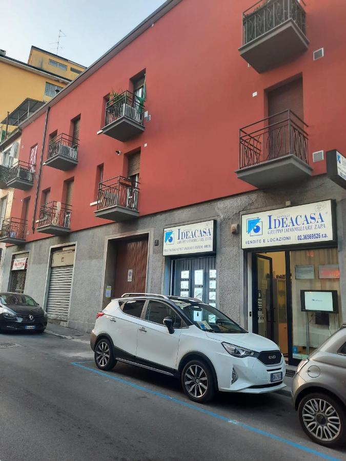 N&Ghomesweethome Raffaelloelegante Appartamento Ideale Casa Vacanze Affari Milan Exterior photo